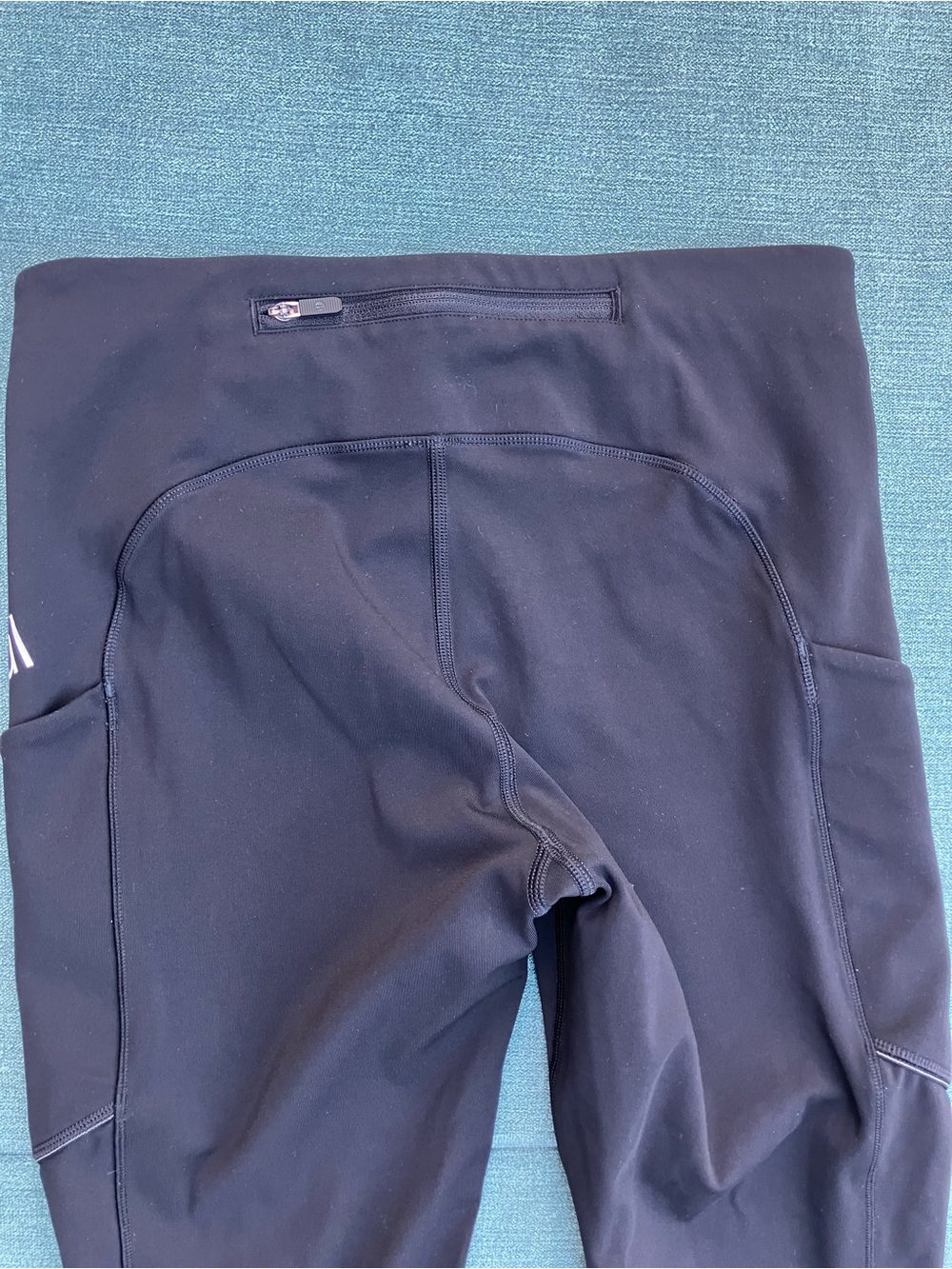 lululemon Black Performance Soul Cropped Leggings - Picture 12 of 14